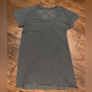 Lululemon Swiftly Tech Scoop Neck Short Sleeve